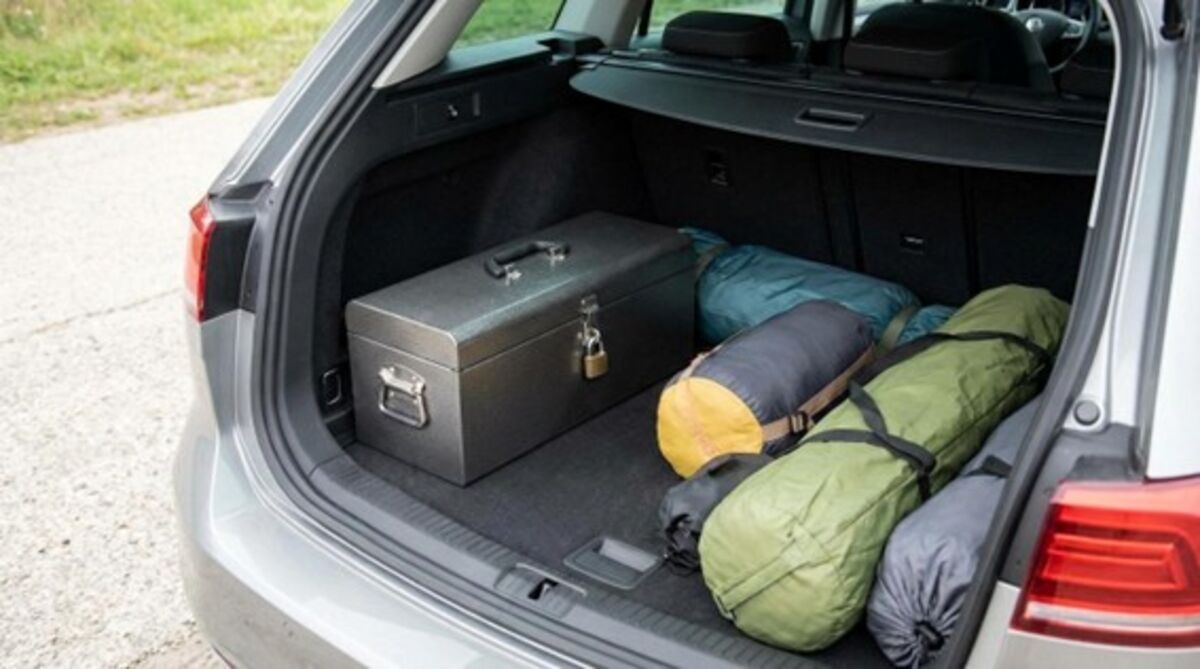 キャンプナイフ