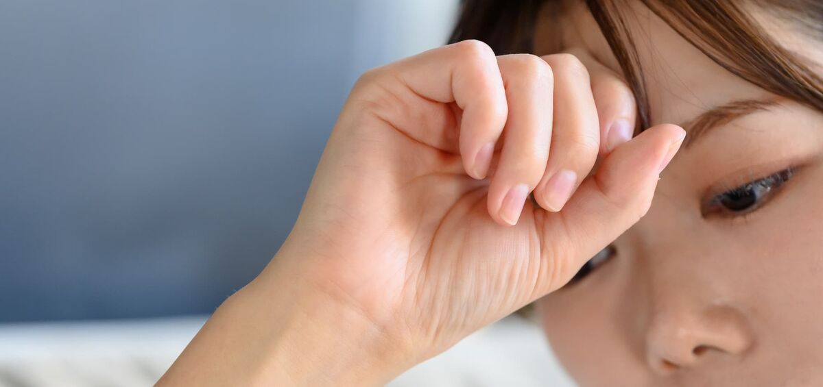 困っている女性