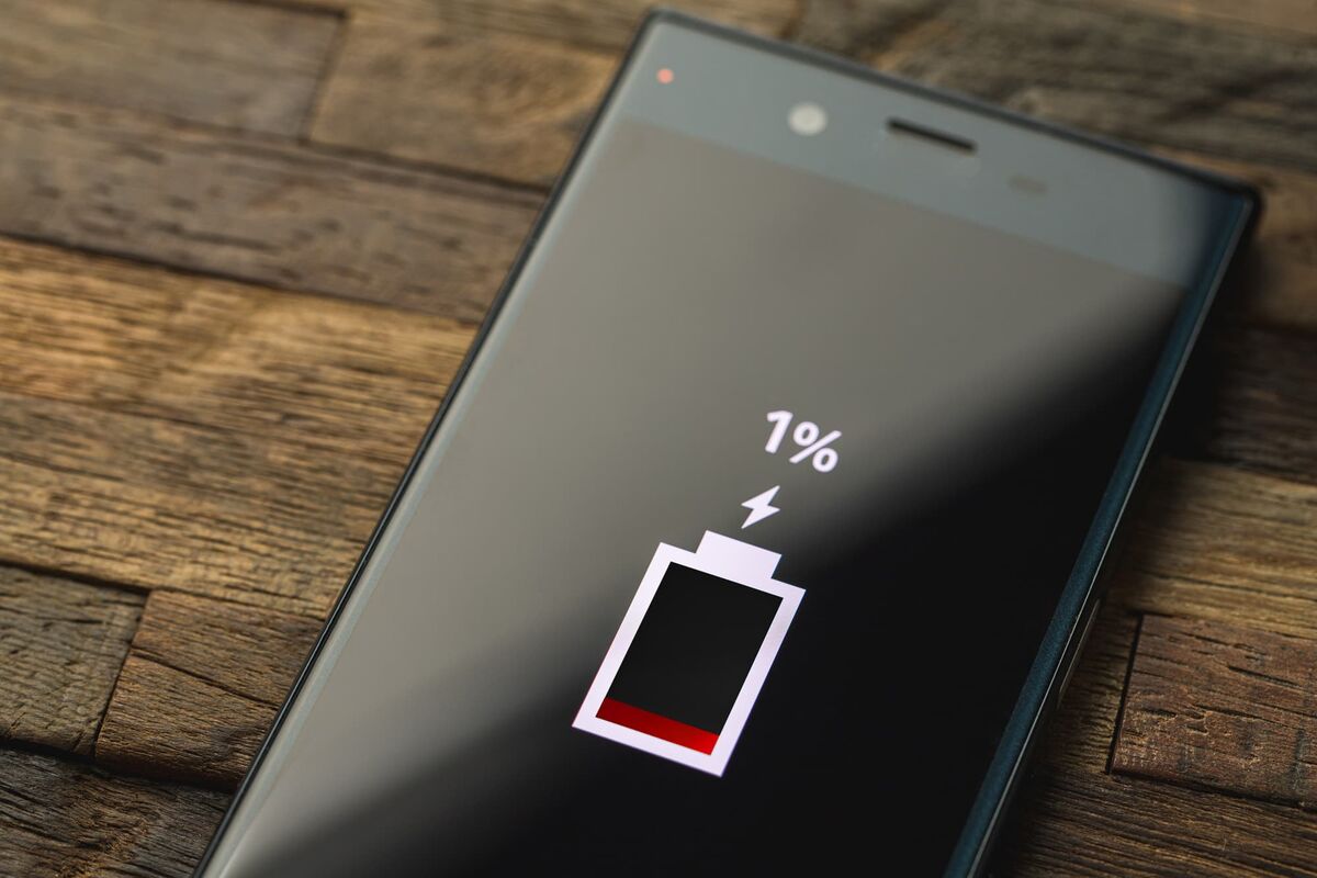 スマホの充電の画像