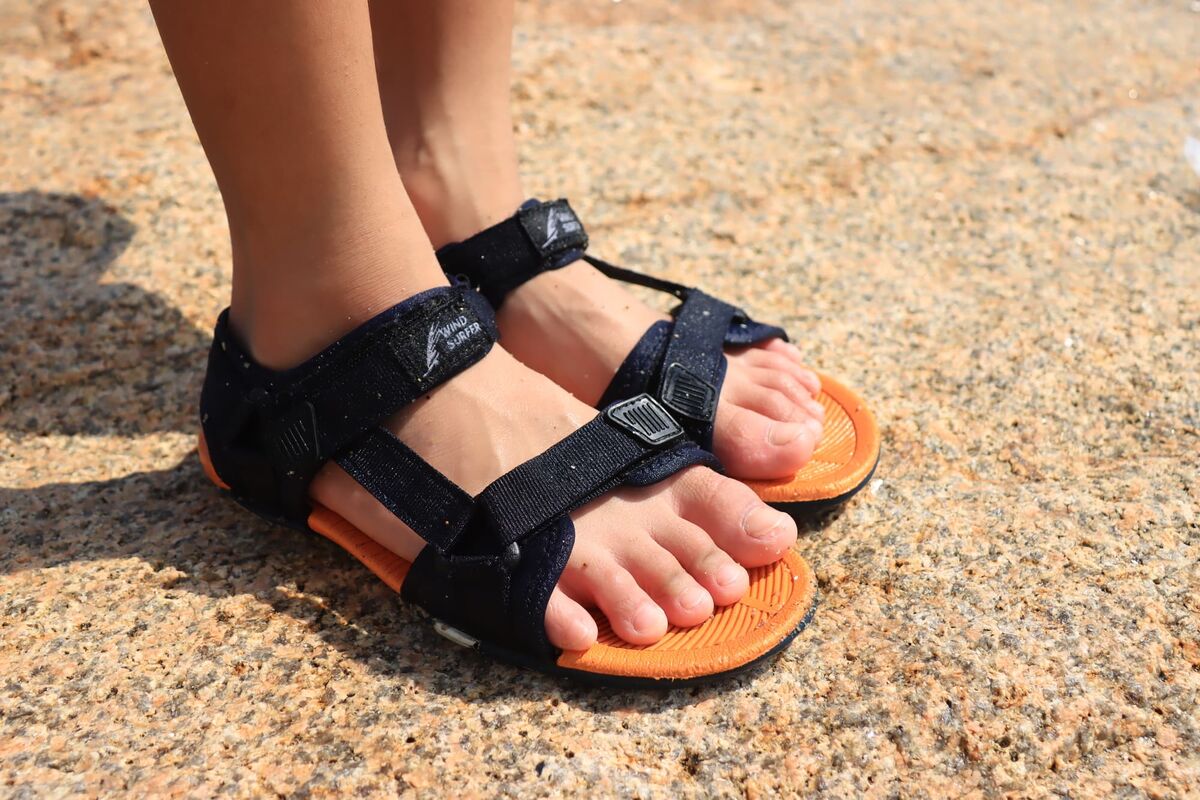 スポーツサンダル