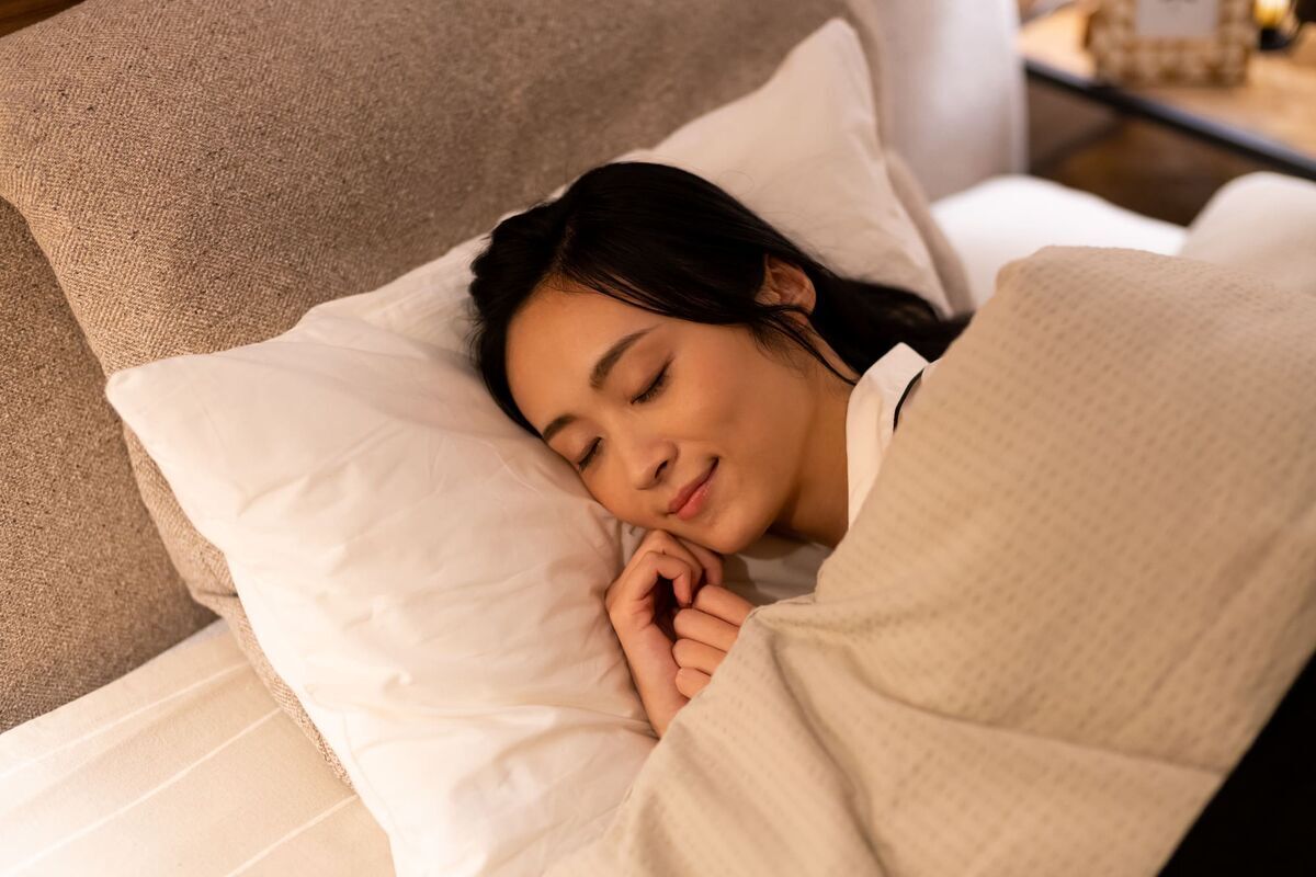 睡眠中の人