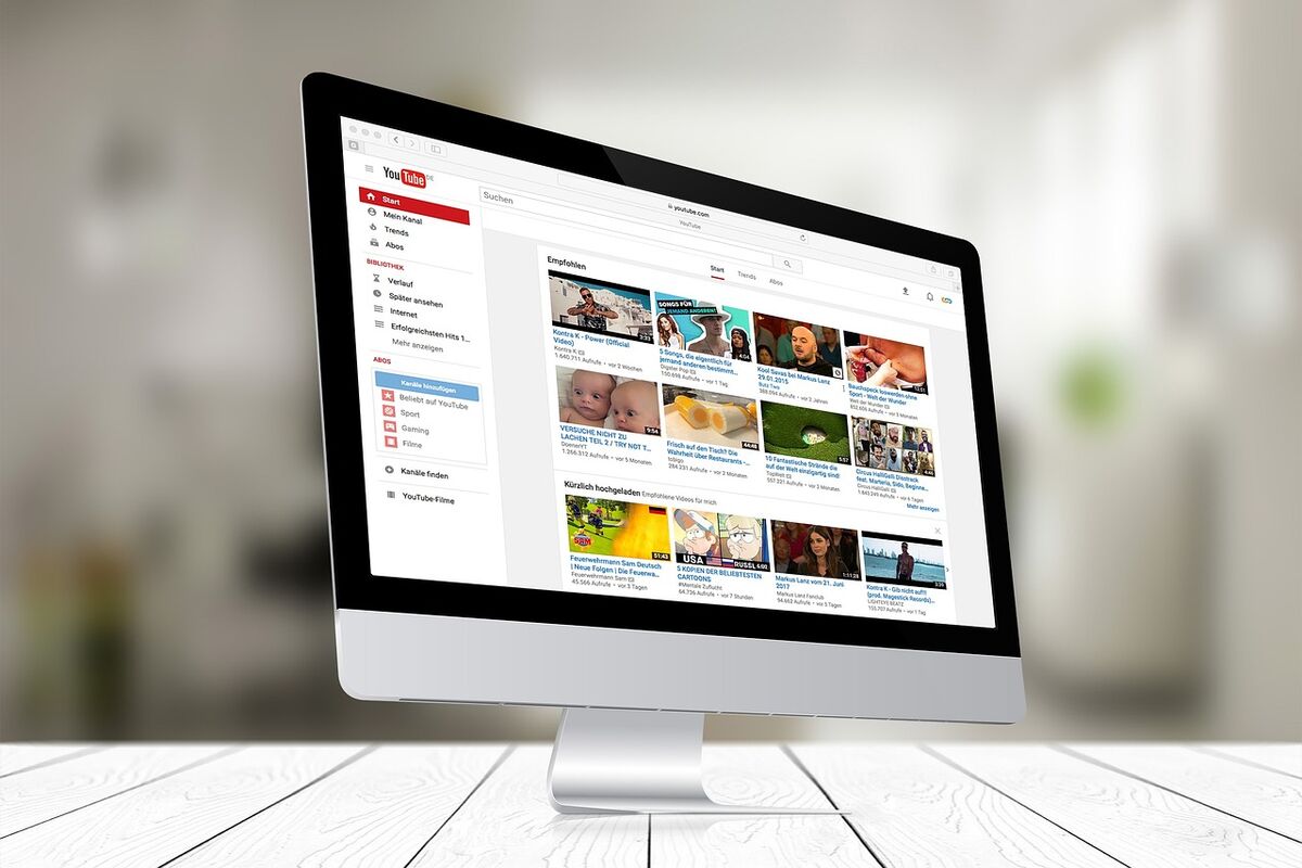 YouTubeのサムネイルとタイトル