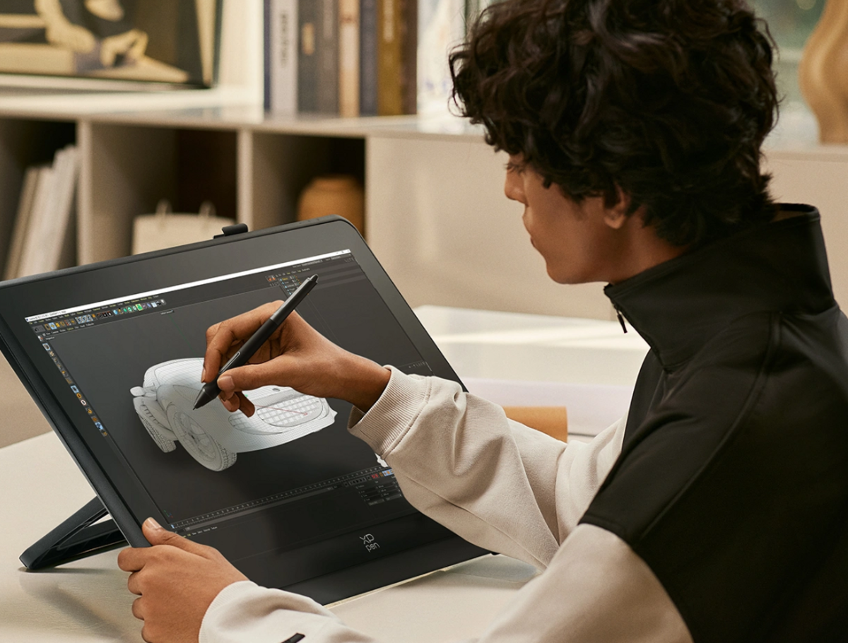 液タブの選び方！サイズ・メーカー・接続環境で比較する