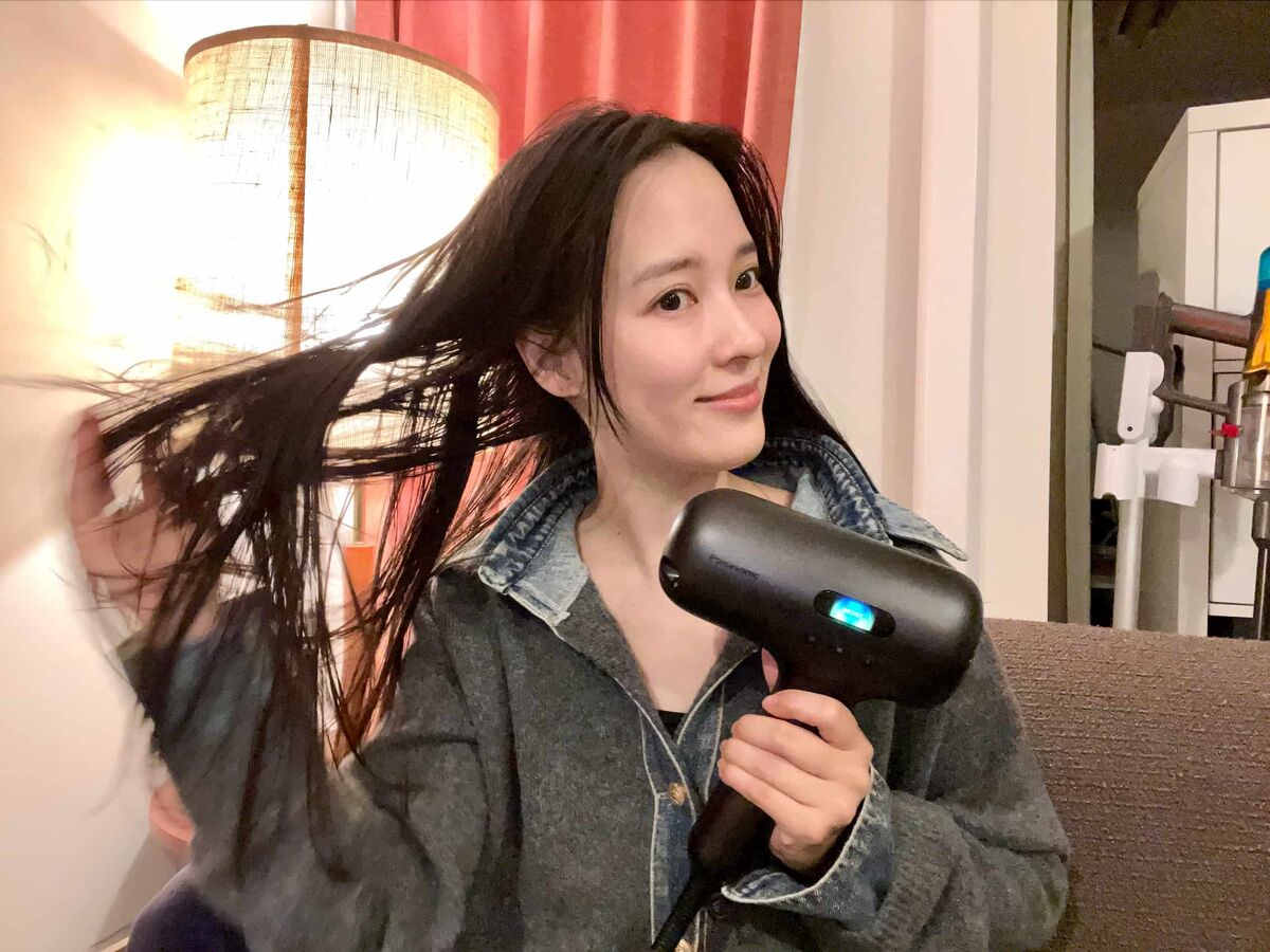 奈津子さん愛用ドライヤー｜nanocare ULTIMATE EH-NC50