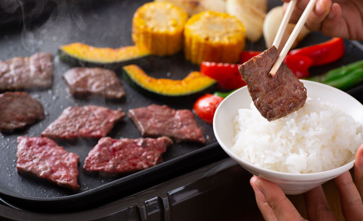 家で焼肉、ホットプレート、白米