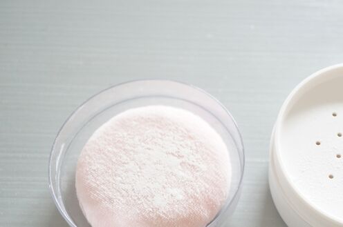 ベビーパウダー