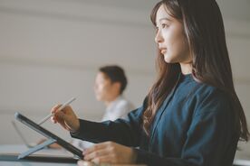 資格のおすすめ一覧【難易度ランキング】役に立つ資格や需要のあるもの、男性・女性に人気の面白い資格も厳選の画像