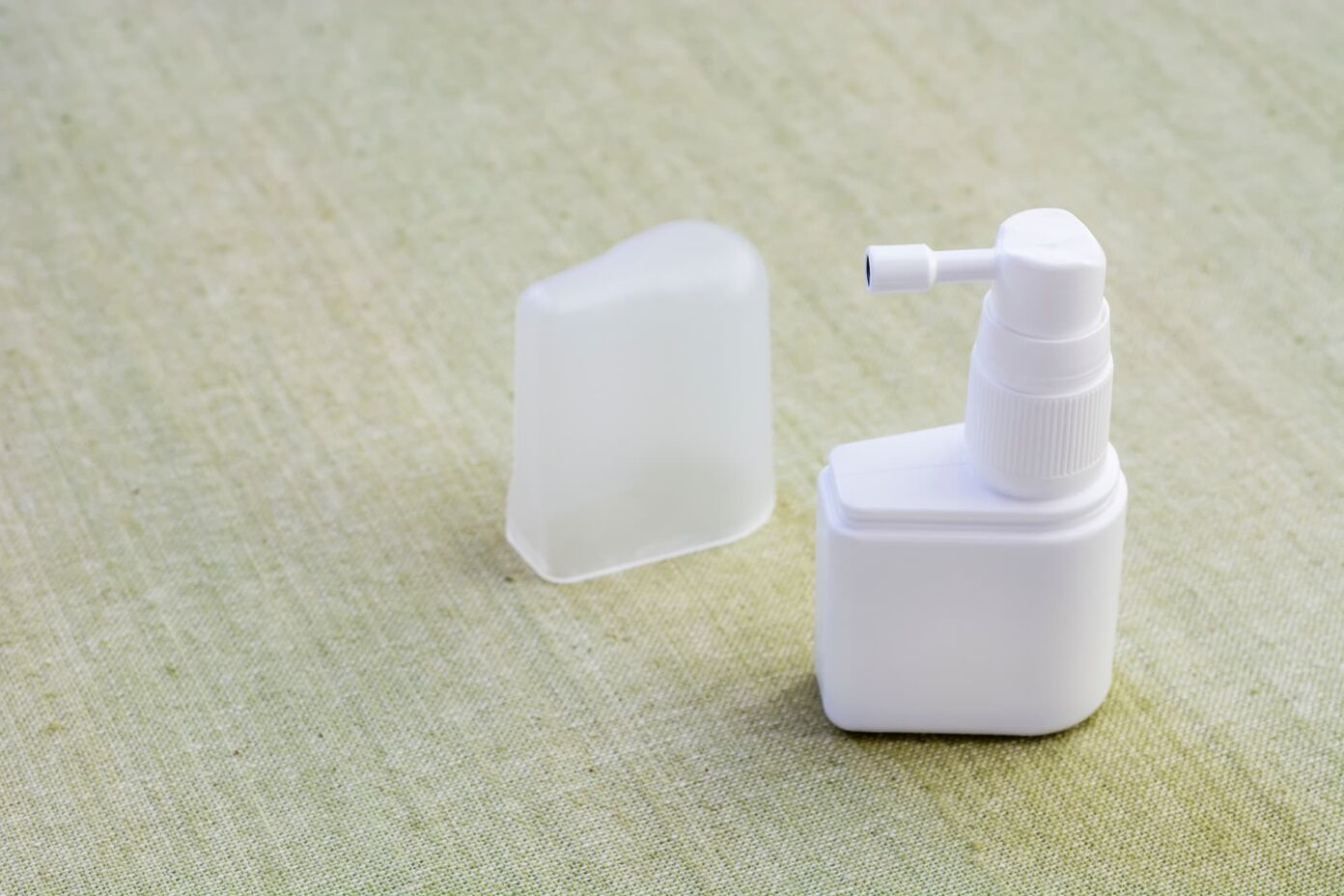 市販の喉スプレーのおすすめ人気ランキング10選！乾燥や痛み、扁桃腺の腫れにアプローチできる？の画像