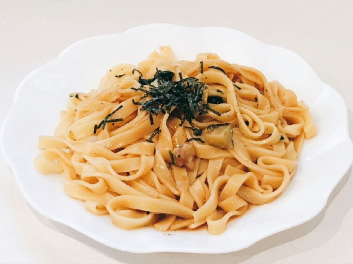 バター醤油ふりかけパスタ