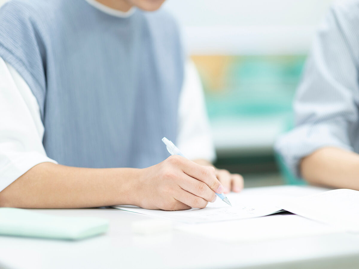 中高生をイメージした画像