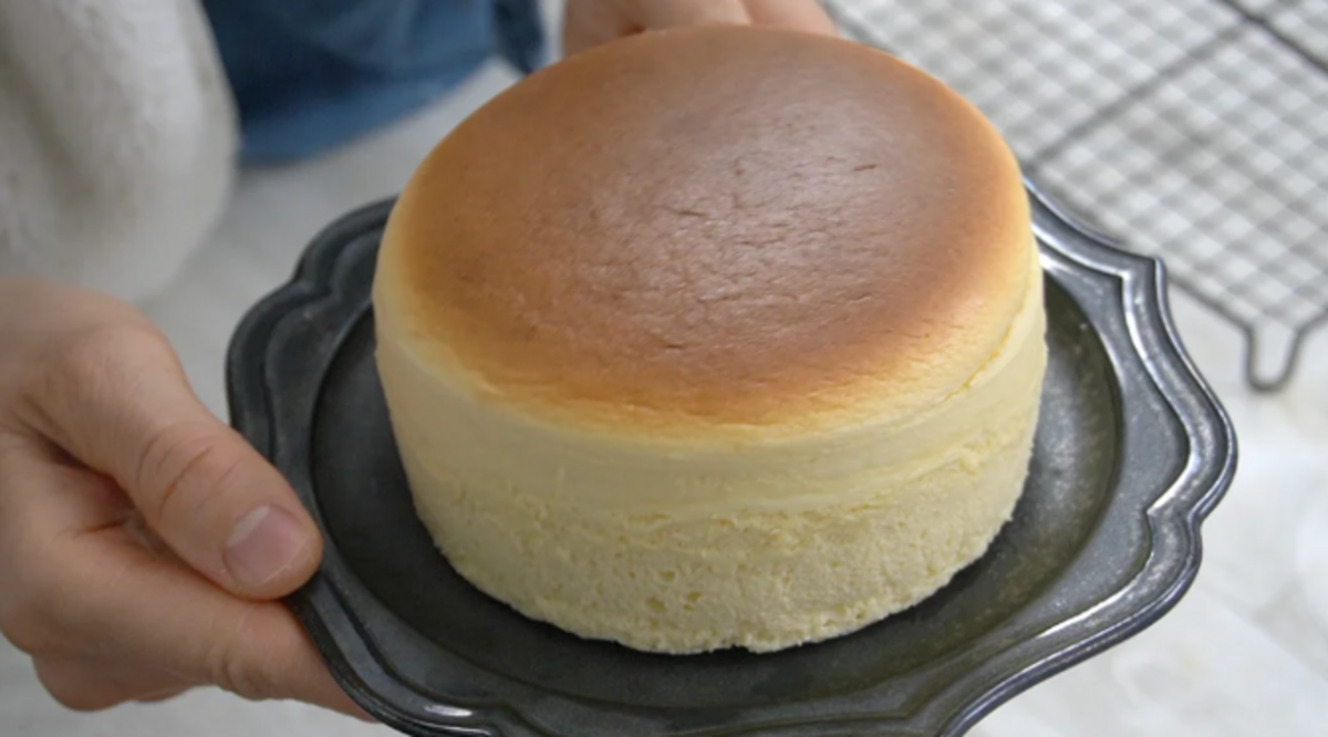 材料3つだけ！低糖質スフレチーズケーキの作り方【簡単スイーツレシピ】【簡単レシピ】