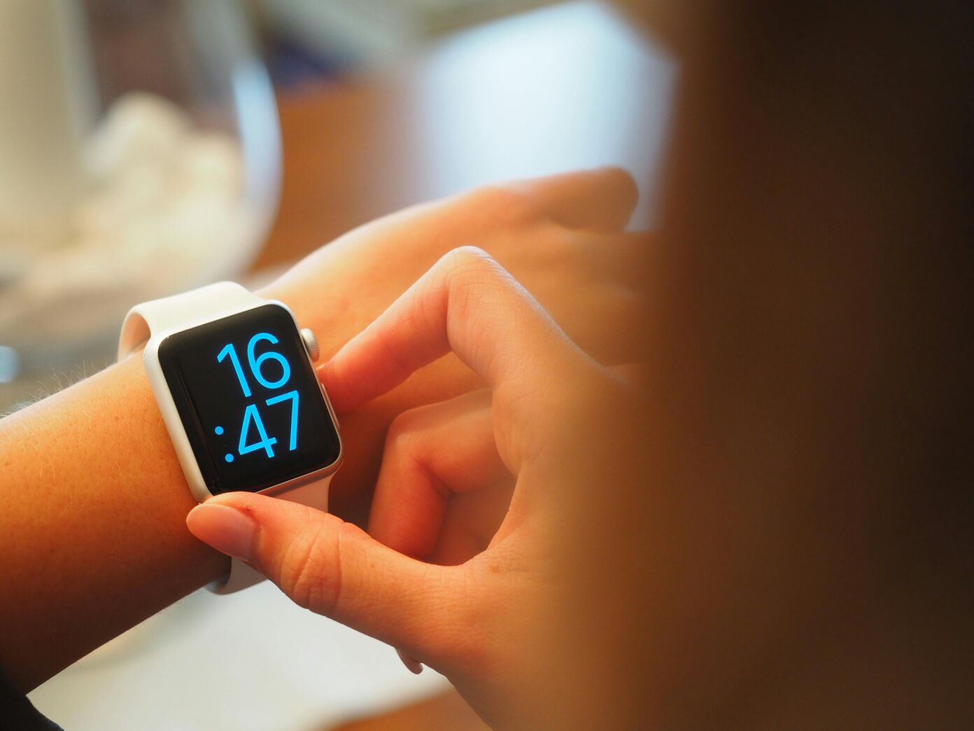 スマートウォッチのおすすめ15選！健康管理ができる人気モデルを紹介の画像
