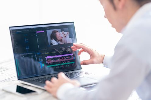 動画編集スクール